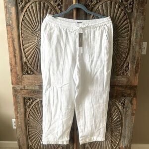 New J. CREW white gauze capri pants size M